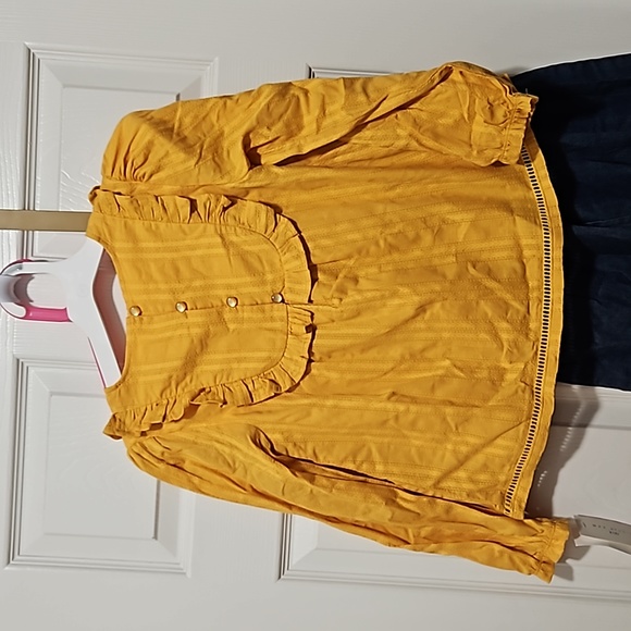 NWT: Girls M 7/8 long-sleeve marigold top and elastic wide leg jean pants outfit - Picture 3 of 9